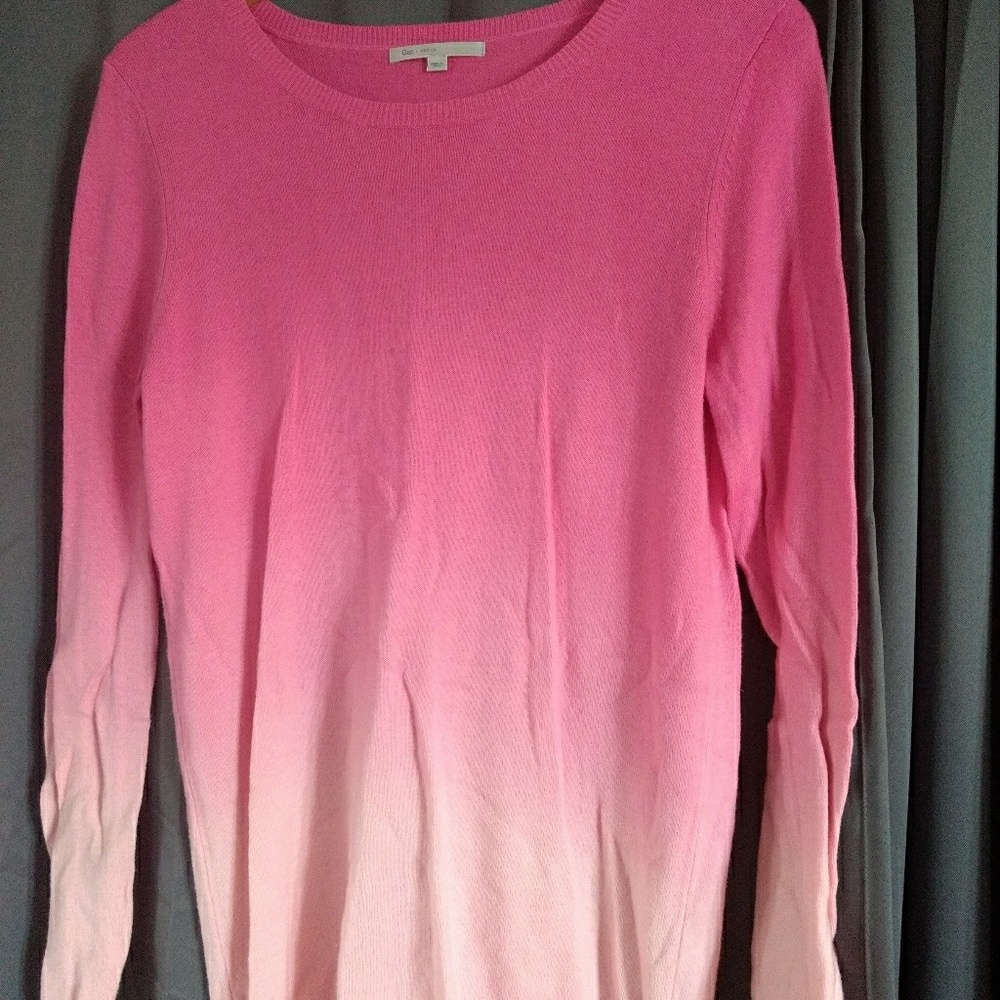 GAP Sweater